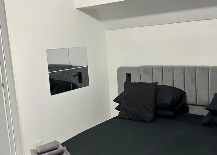 Imperial Colosseum Apartment *