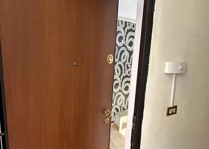 Imperial Colosseum Apartment